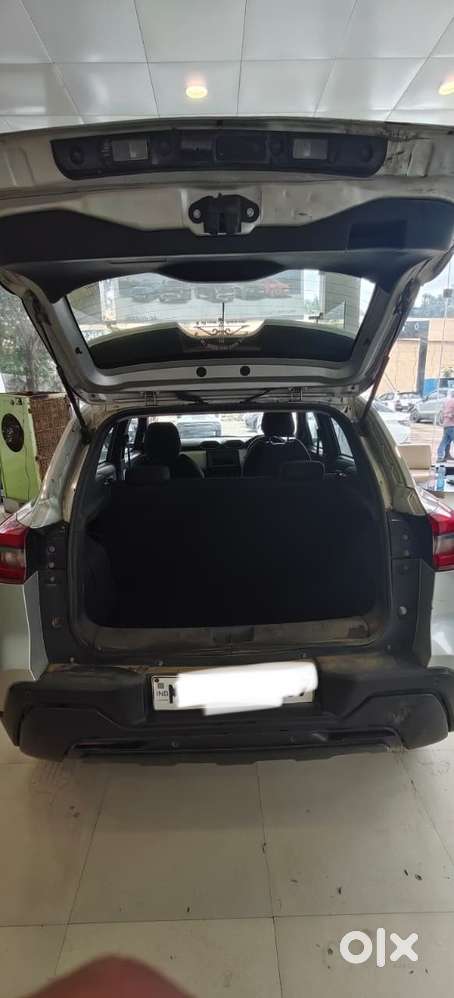 Nissan Magnite, 2022, Petrol
