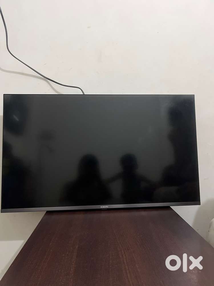 xiaomi 32 inch smart TV4 month old