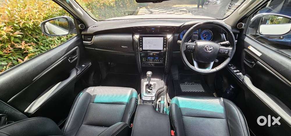 Toyota Fortuner [2021-ongoing] 2.8 2wd Diesel At, 2023, Diesel