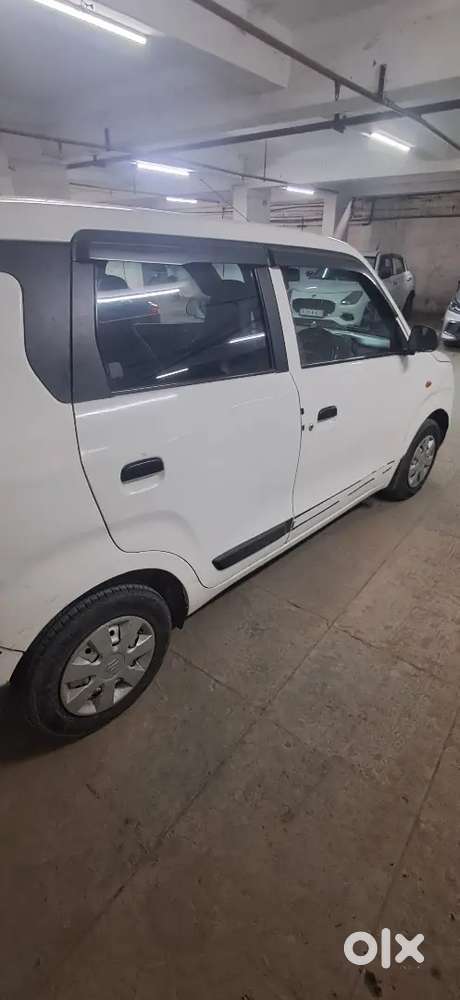 “single Owner Maruti Cng  White  Like New Condition  Best Deal”