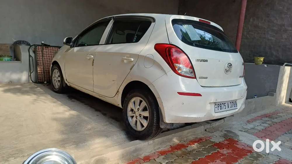 I20 Car Engine Gear Ac 100% Ok Family Car