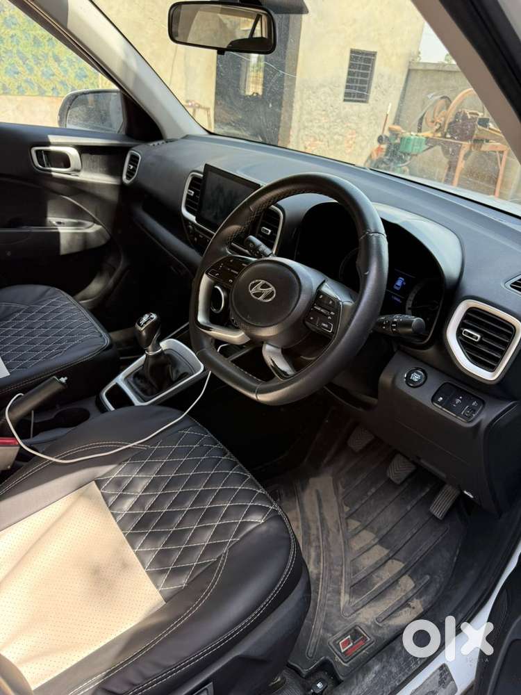 Hyundai Venue Diesel 2021 Nov