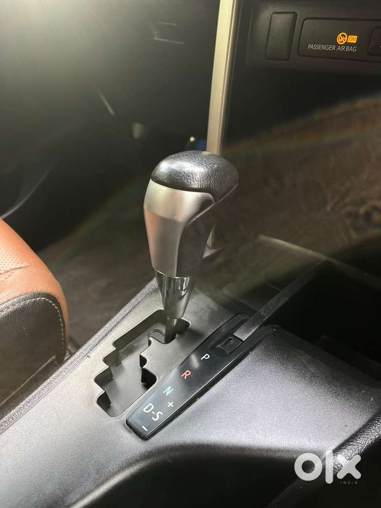 Toyota Innova Crysta 2019