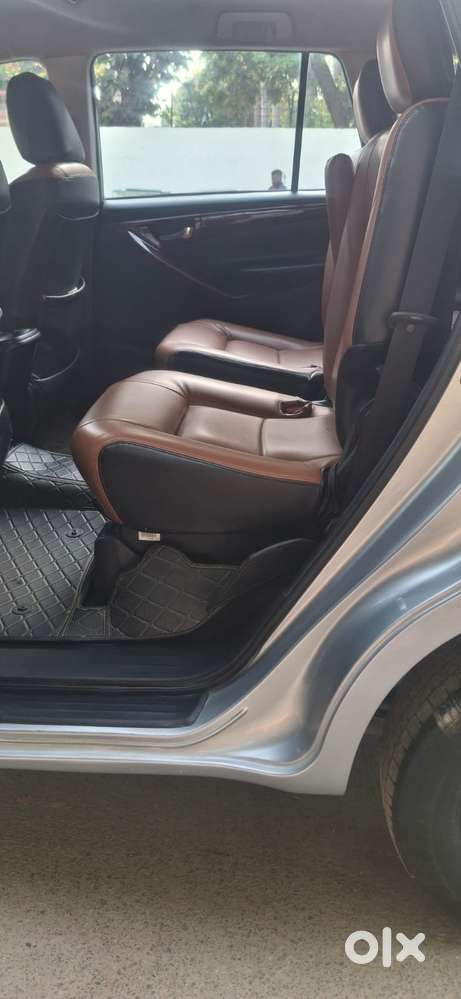 Toyota Innova Crysta [2020-ongoing] 2.4 Gx At 7 Str, 2018, Diesel