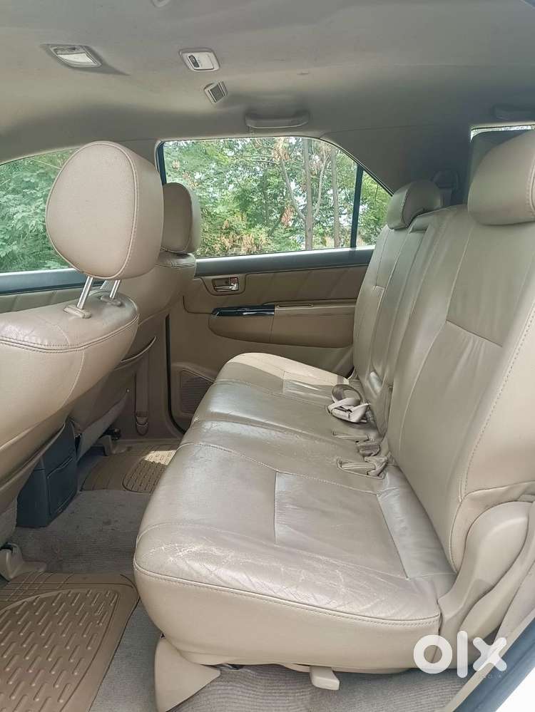 Toyota Fortuner 3.0 4x2 Mt, 2012, Diesel