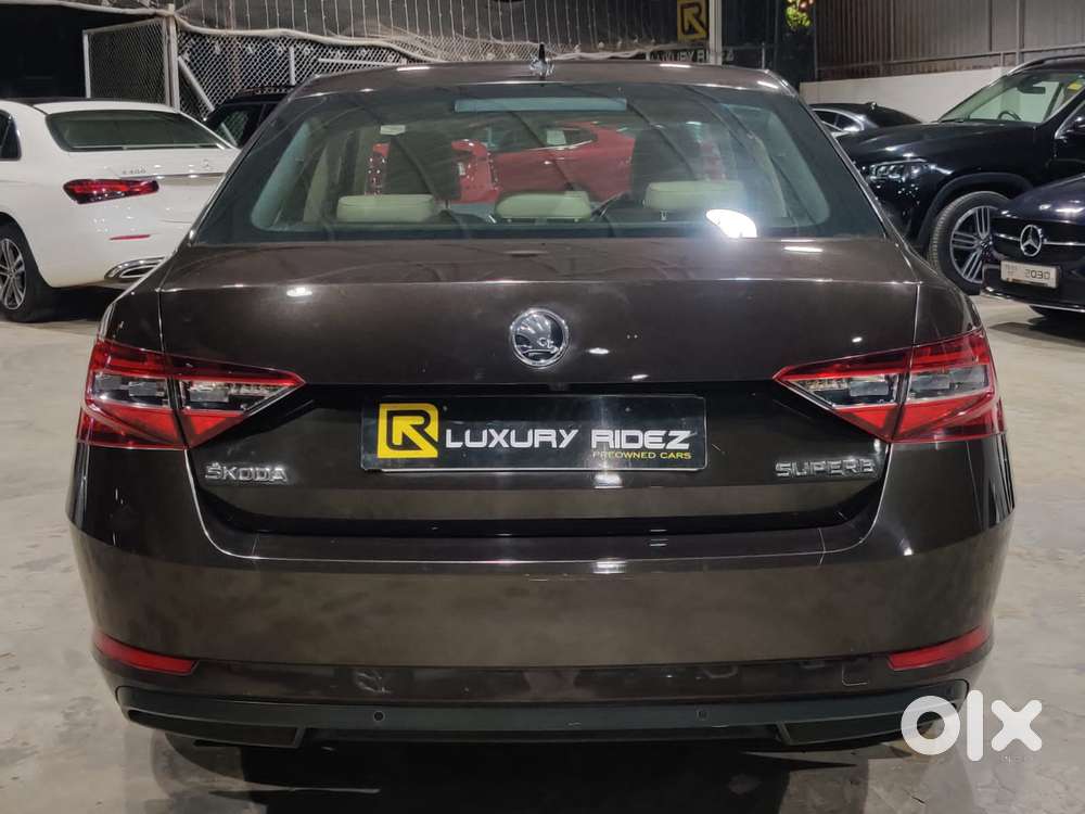 Skoda Superb 2.0 L&k Tsi At, 2018, Petrol