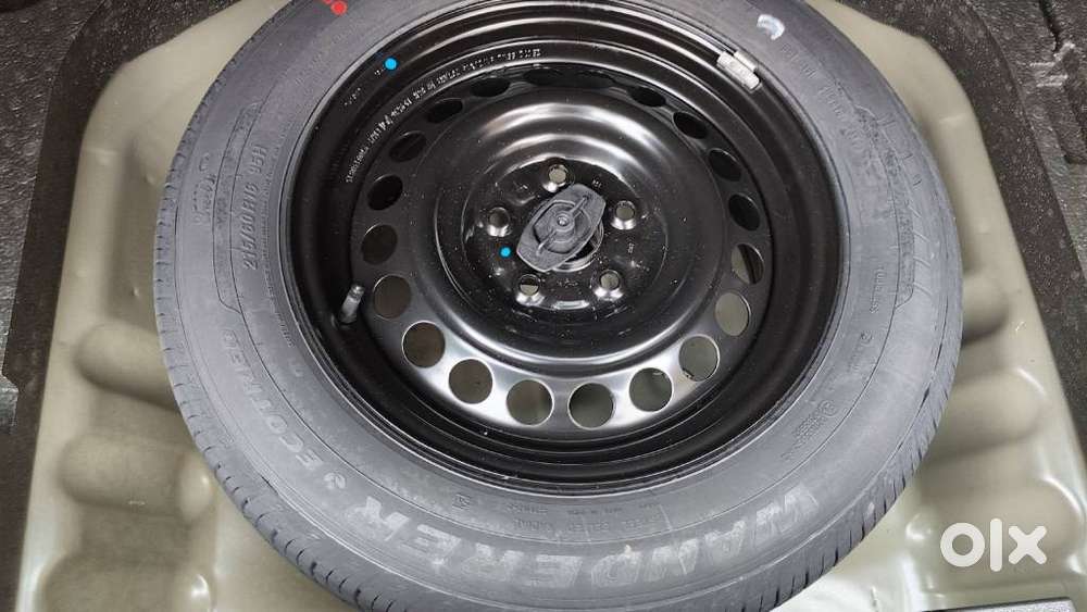 Maruti Suzuki Brezza 1.5 Vxi Smart Hybrid, 2025, Petrol