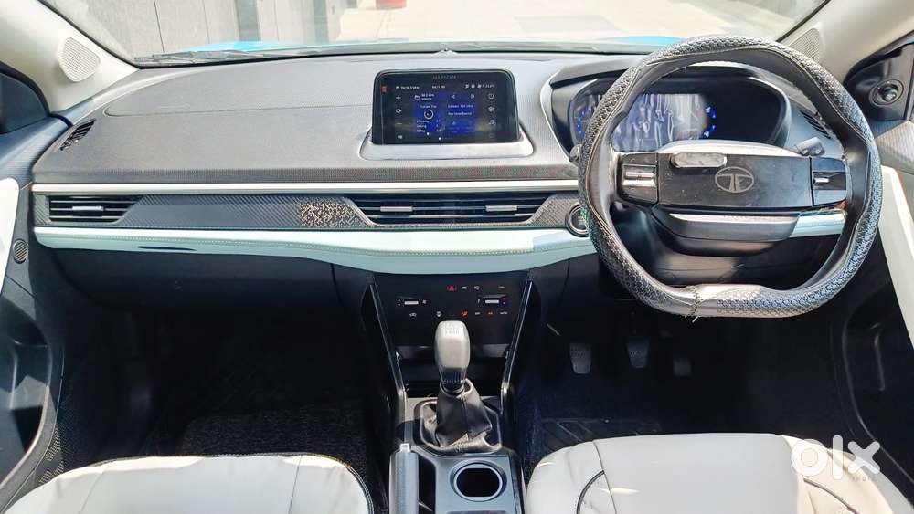Tata Nexon Creative 1.2 Revotron Petrol 6 Mt, 2025, Cng & Hybrids