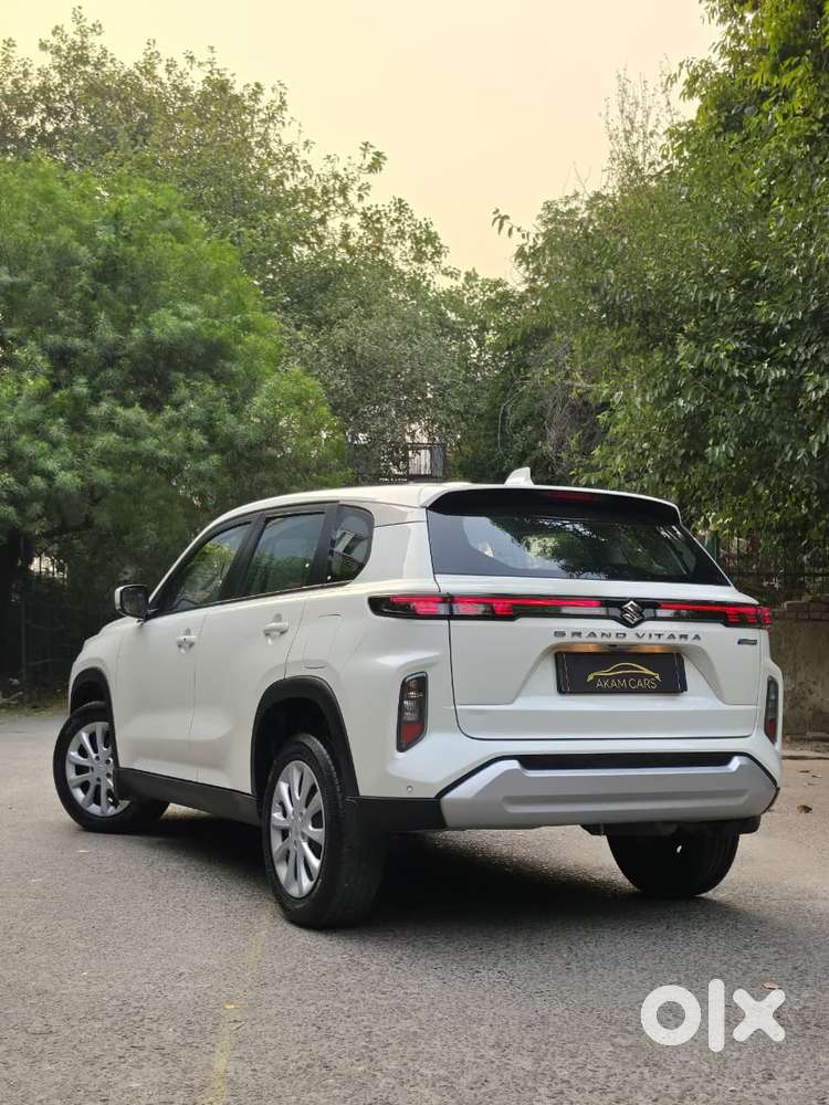 Maruti Suzuki Grand Vitara 1.5 Sigma Smart Hybrid, 2025, Petrol