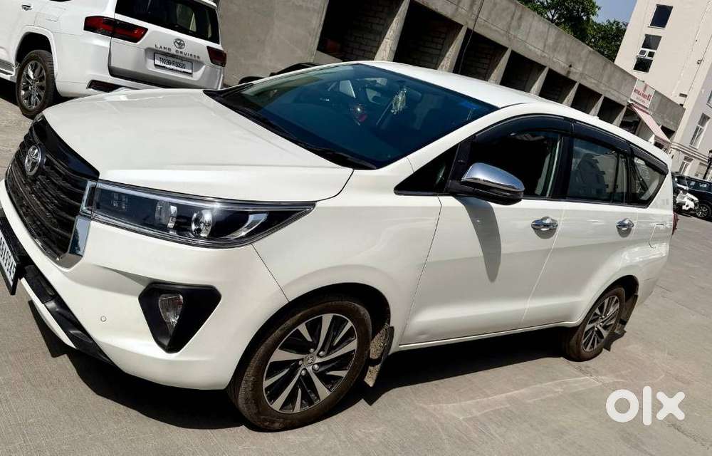 Toyota Innova Crysta [2020-ongoing] 2.7 Zx At 7 Str, 2022, Petrol