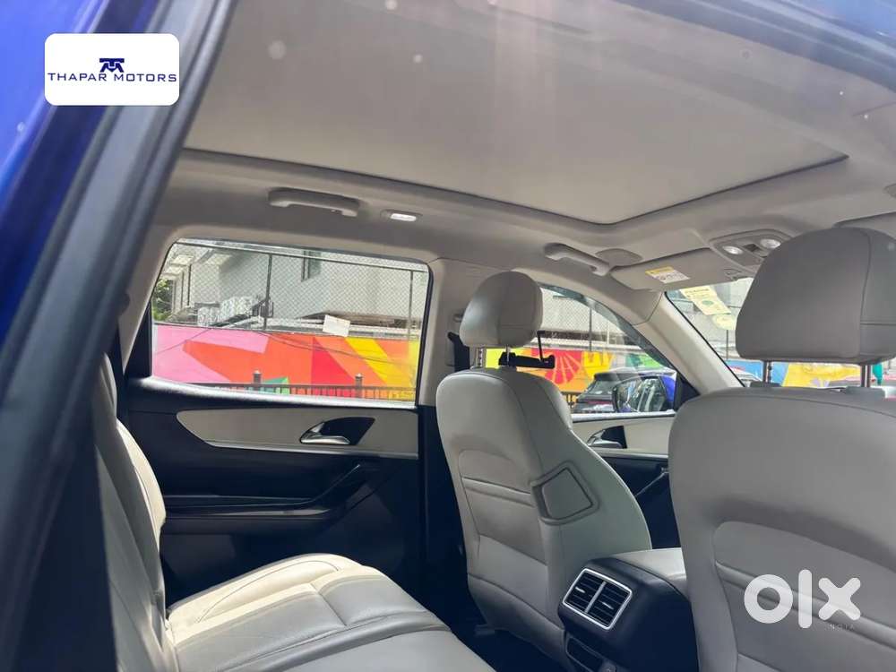 Mahindra Xuv700 2.2 Ax 7 Diesel At Str, 2022, Diesel