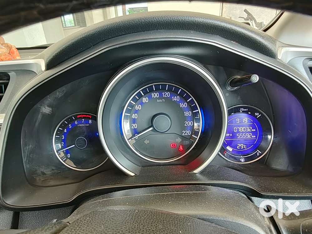 Honda Jazz 2016 Km Driven