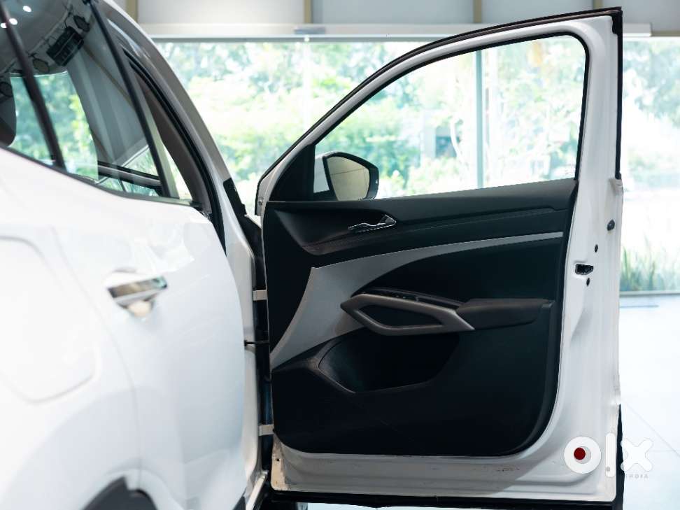 Skoda Kylaq Signature Plus, 2026, Petrol