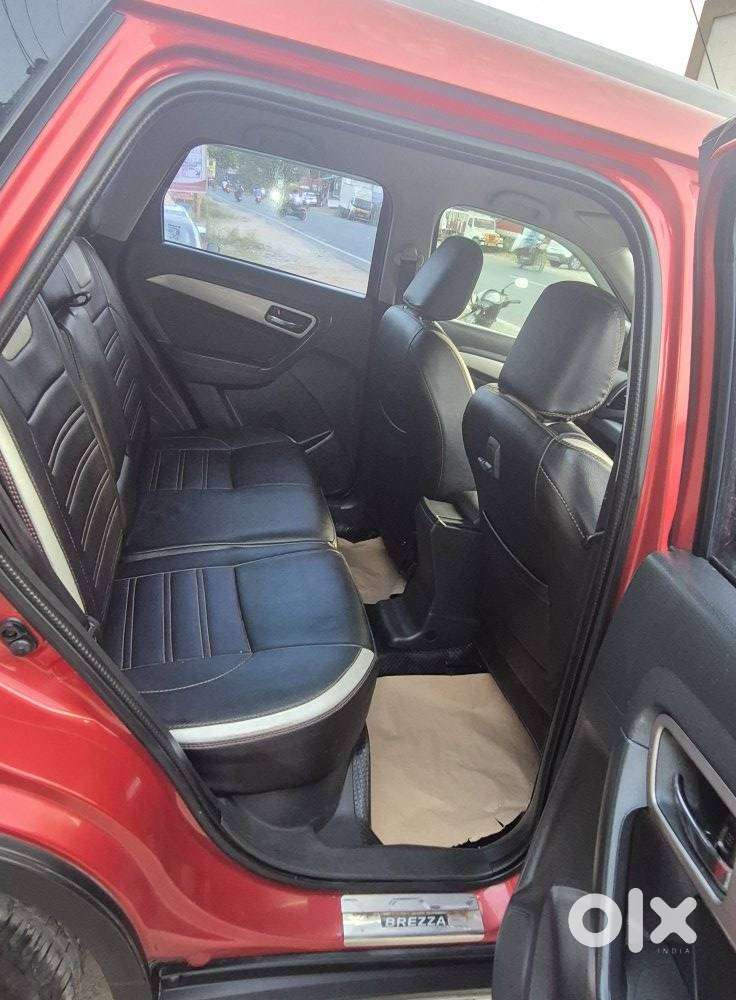 Maruti Suzuki Brezza Zdi+ Dual Tone, 2017, Diesel