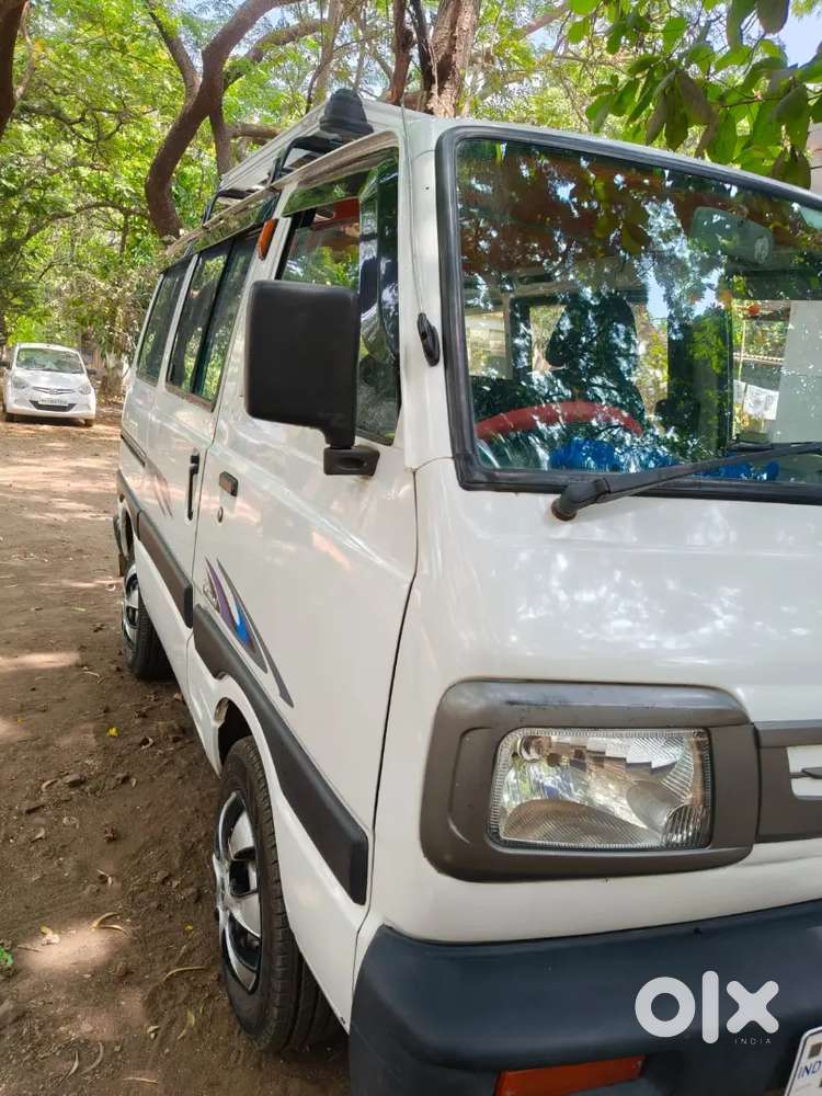 मारुती सुझुकी ओमनी (2018) माॅडेल गुड कंडिशन कार अर्जंट विकणे आहे.