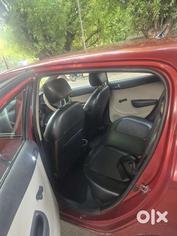 Hyundai I20 2012 Petrol 96000 Km Driven