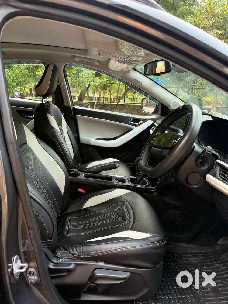 Tata Nexon Creative Plus 1.2 Revotron Petrol 6 Mt, 2025, Cng & Hybri..