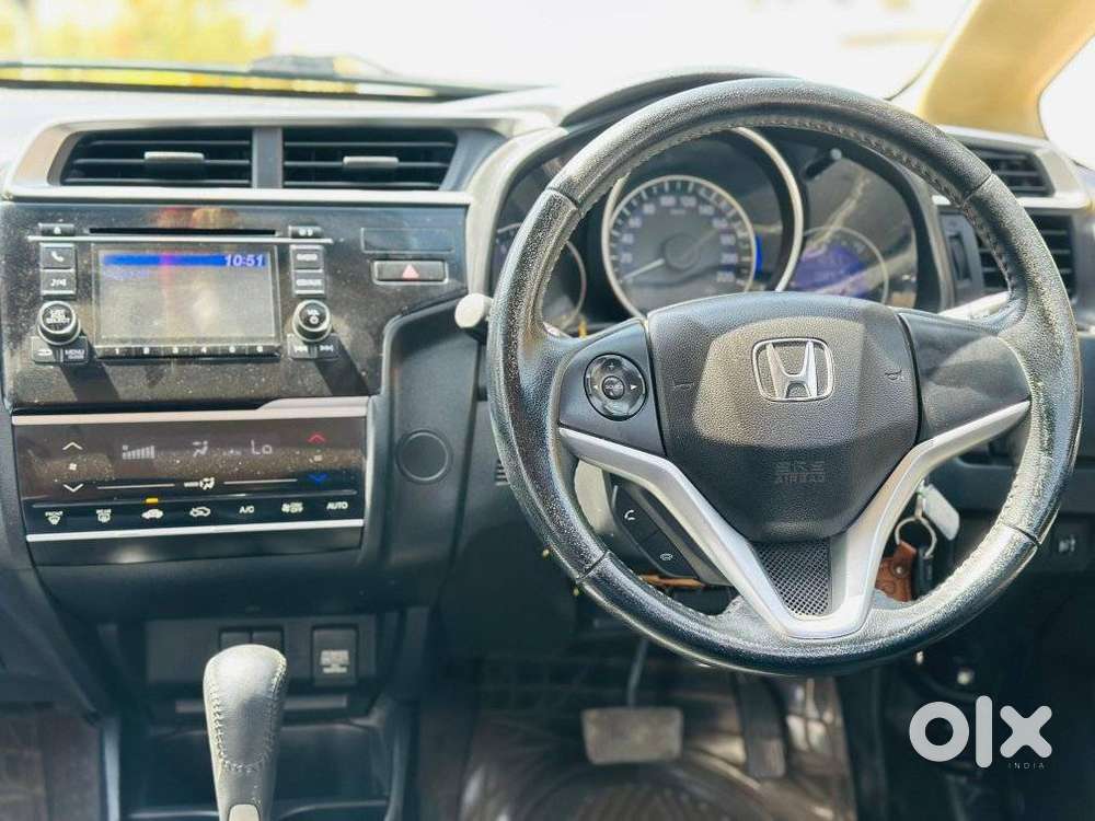Honda Jazz V Cvt, 2017, Petrol