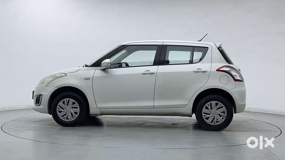 Maruti Suzuki Swift Vxi Optional, 2017, Petrol