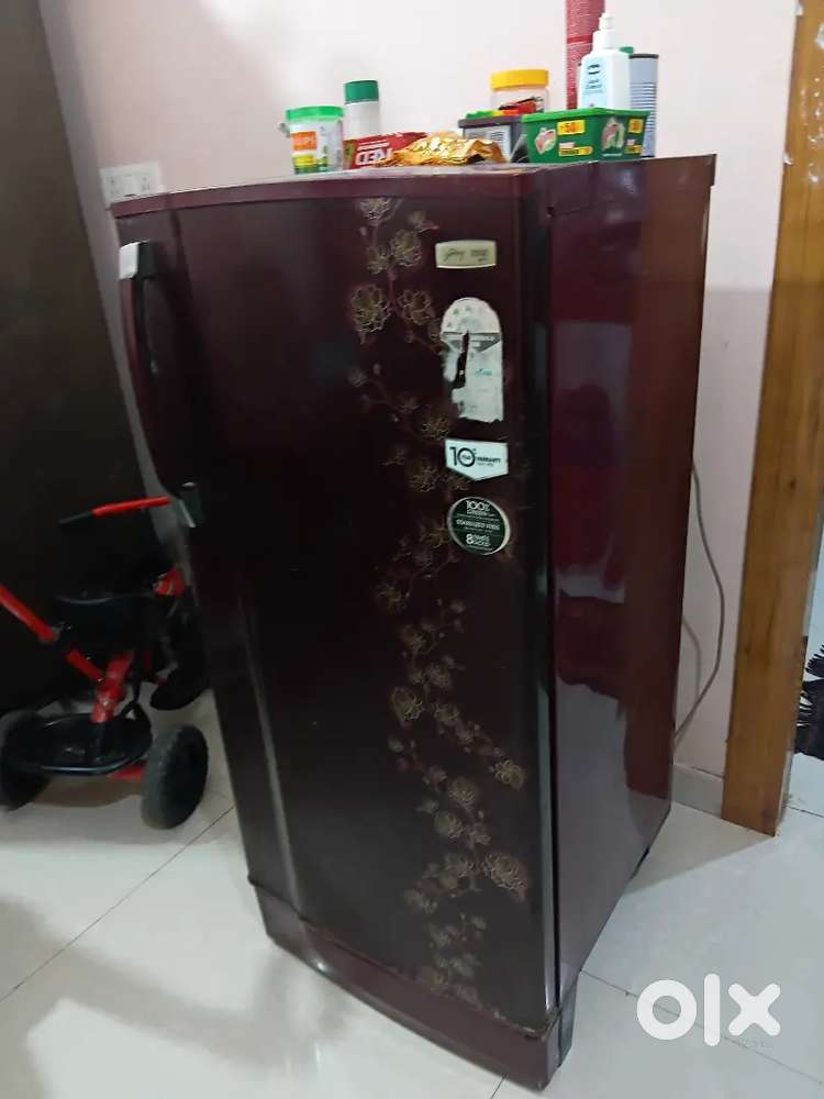 Godrej company ka hai 2017 ka 90 liter
