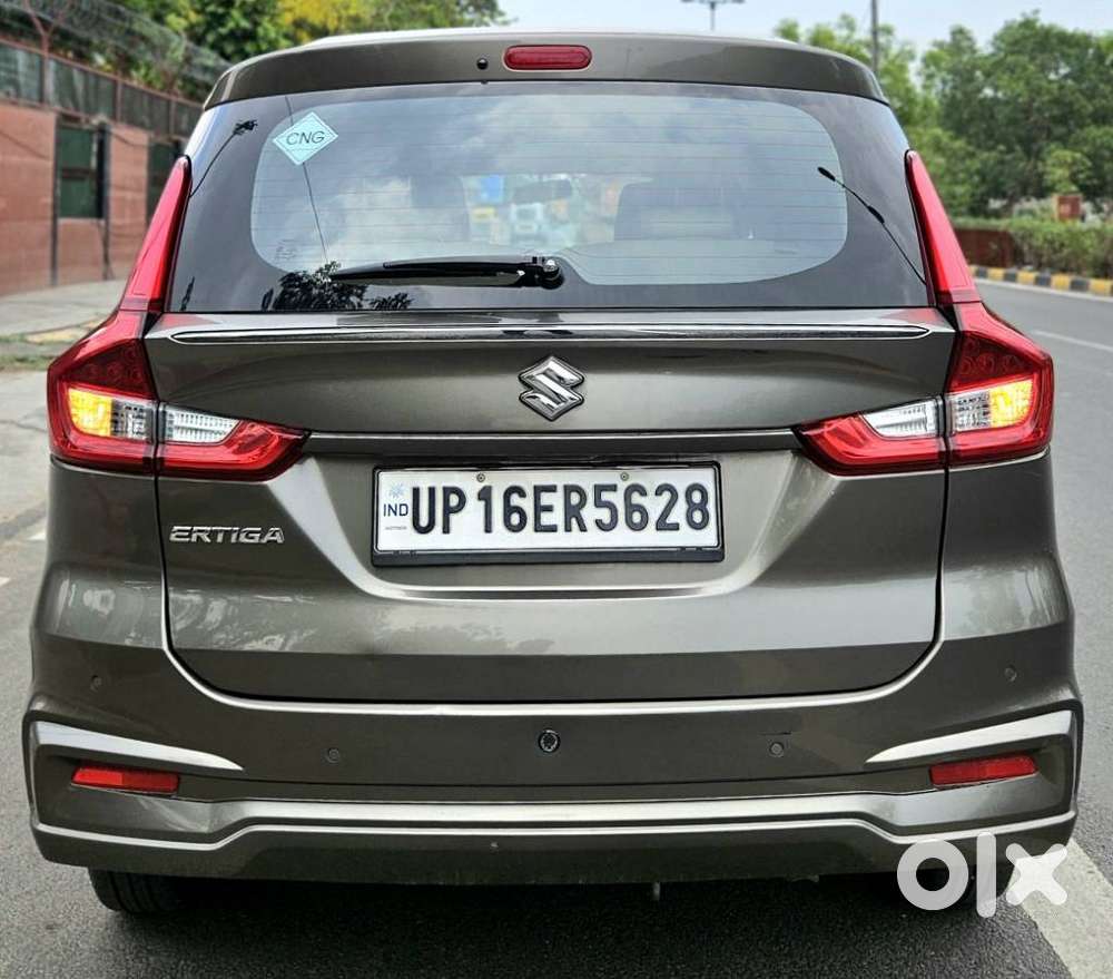 Maruti Suzuki Ertiga Zxi (o) Cng [2022-2023], 2024, Petrol