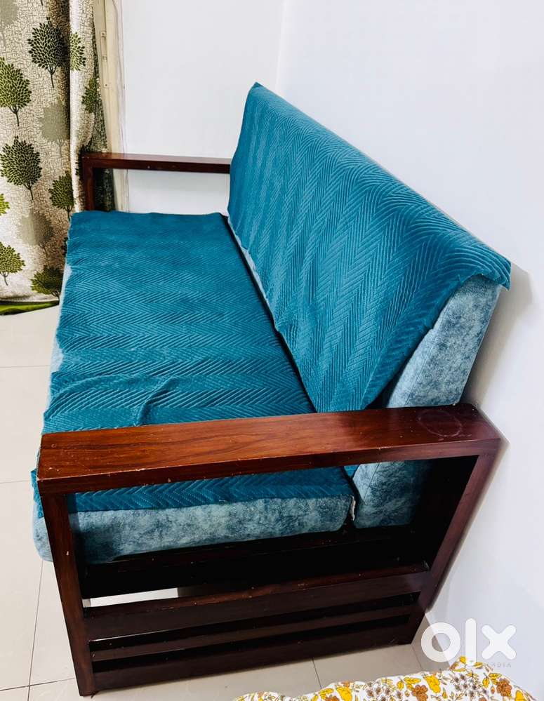 Solid Teakwood Sofa Set (3+1+1)