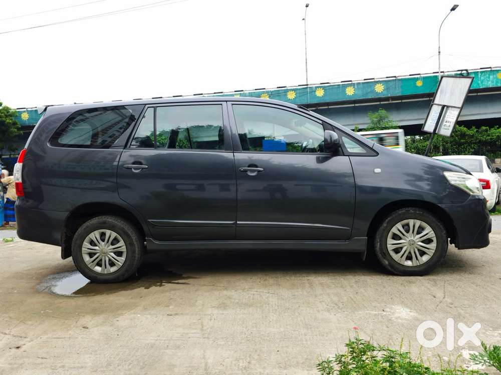 Toyota Innova 2.5 G (diesel) 8 Seater, 2015, Diesel
