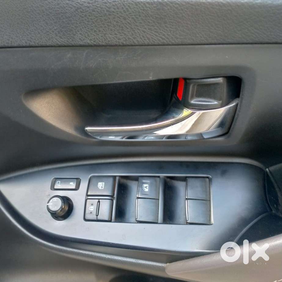 Toyota Innova Crysta 2.8 Gx At 8 Seater, 2019, Diesel