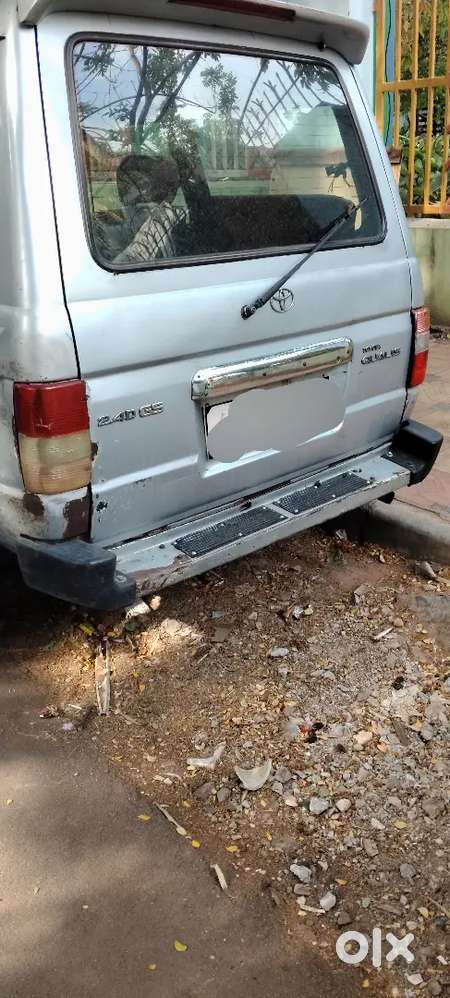 Toyota Qualis 2002 Diesel Well Maintained