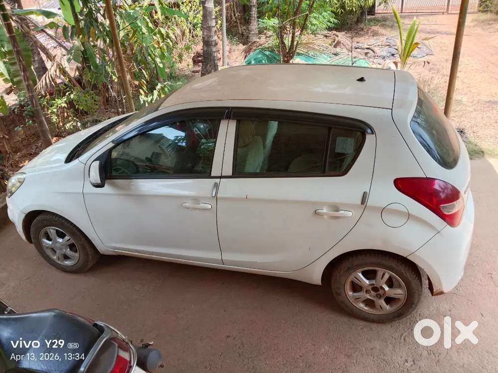 Hyundai I20 2011 Petrol 88000 Km Driven