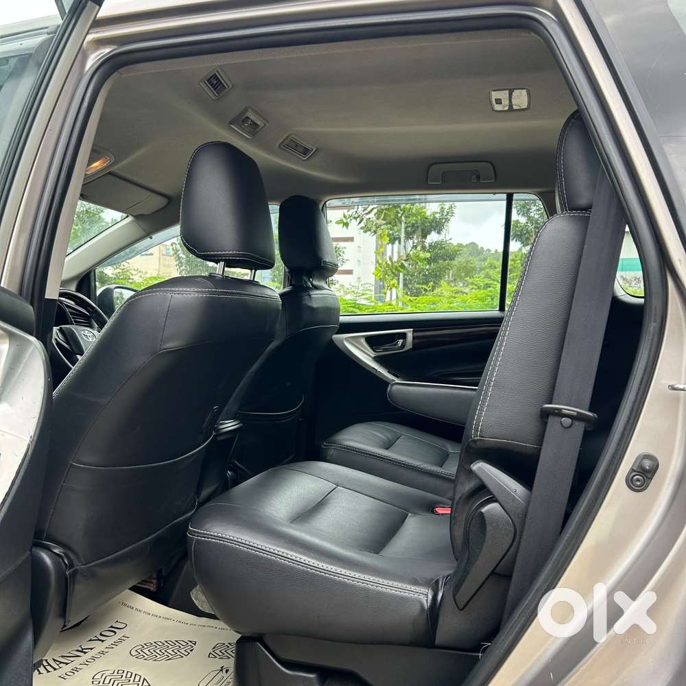 Toyota Innova Crysta 2.8 Gx At 7 Str, 2016, Diesel