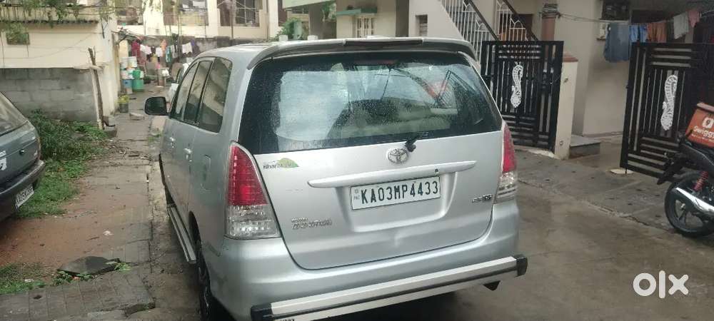 Toyota Innova Diesel 2011 Car