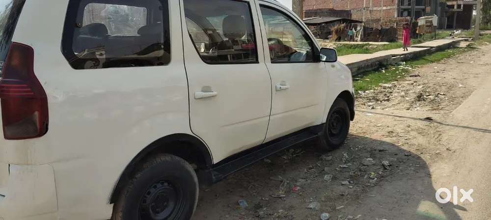 Mahindra Xylo 2014