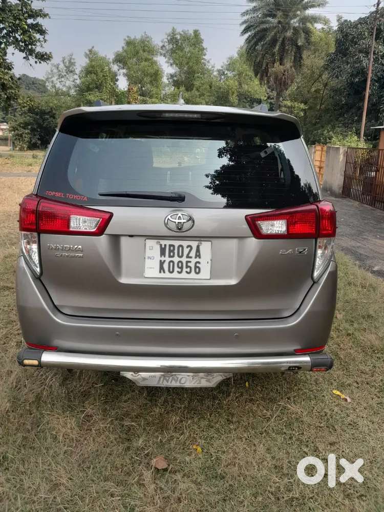 Toyota Innova Crysta 2.4 2016 Diesel Manual