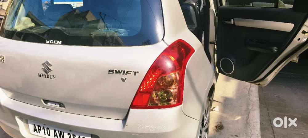 Maruti Suzuki Swift 2011 Petrol 108000 Km Driven