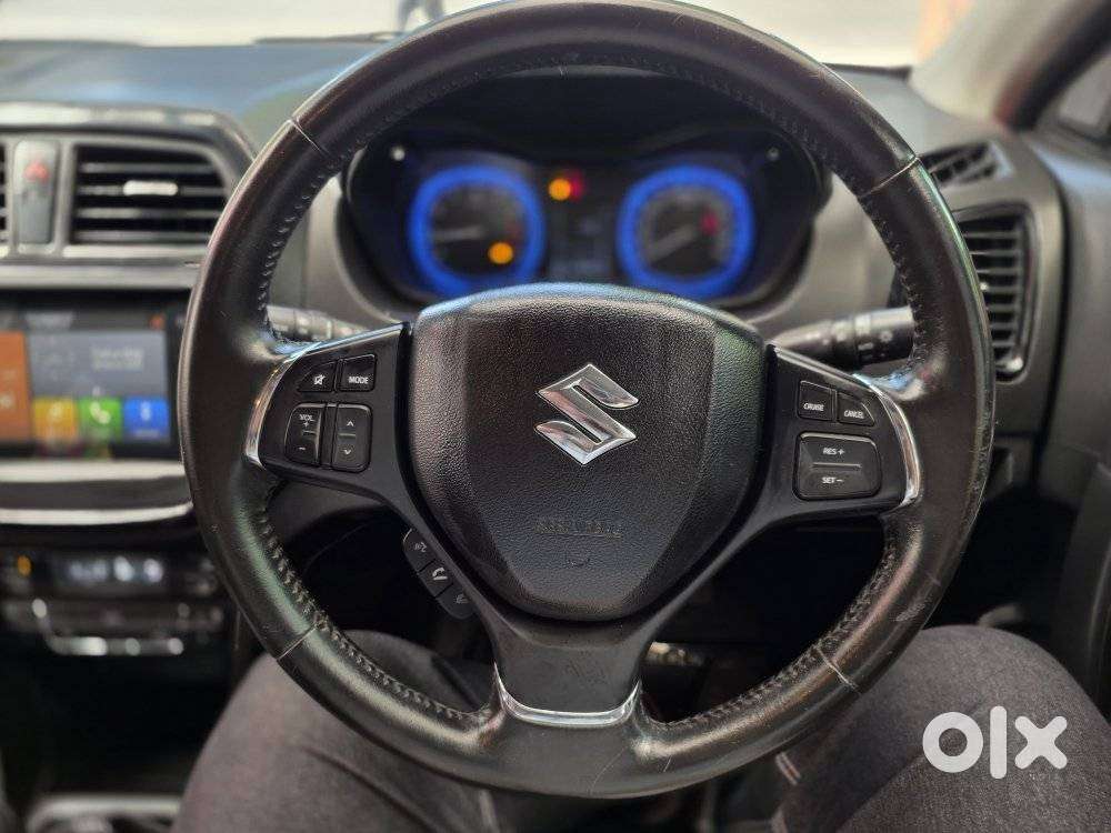 Maruti Suzuki Brezza 1.5 Zxi Smart Hybrid Dual Tone, 2021, Petrol