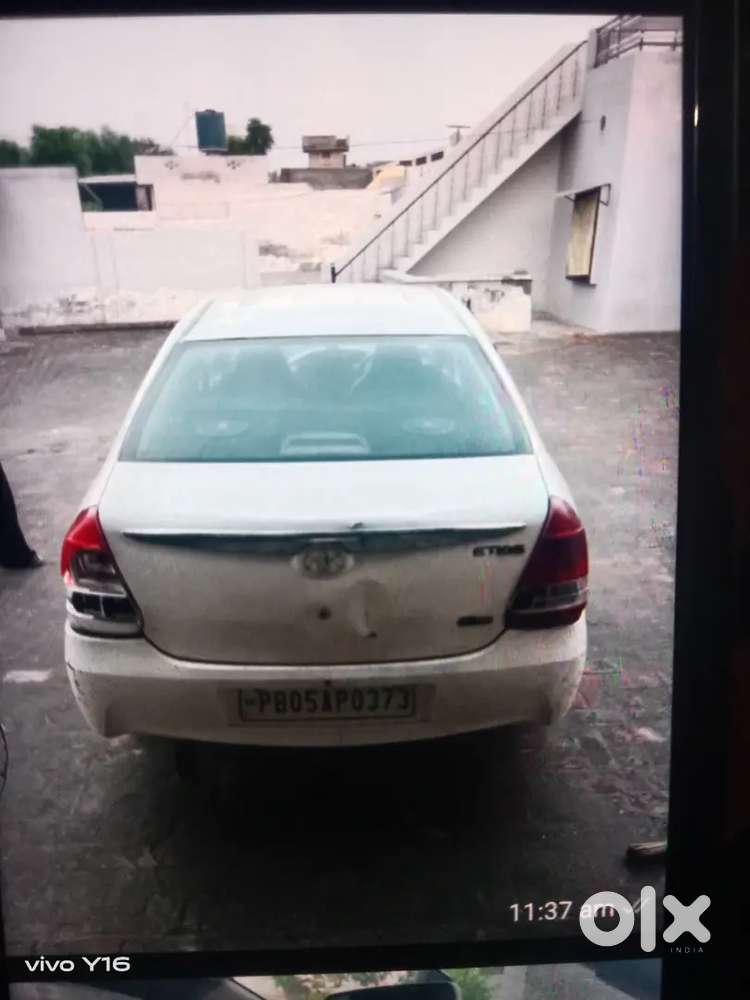 Car Etios Vd