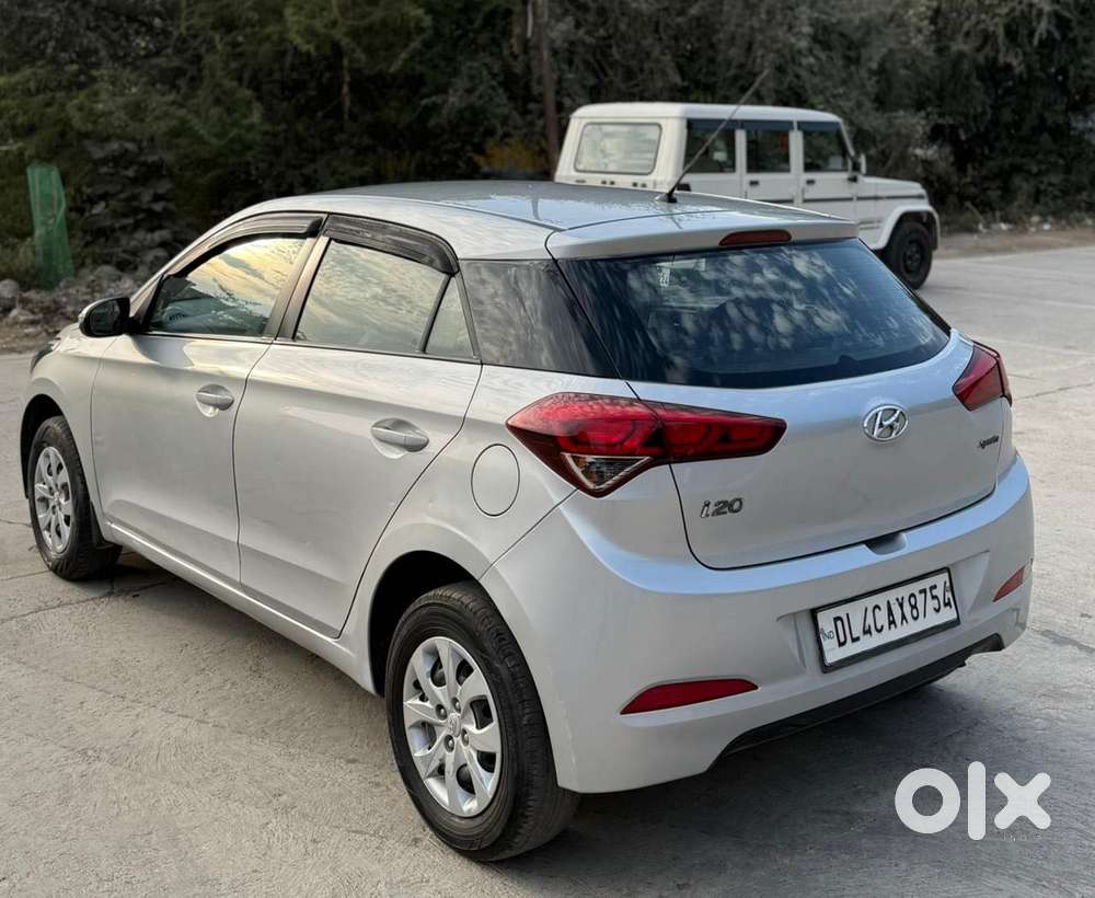 Hyundai I20 Sportz 1.2 Bs-iv, 2018, Petrol