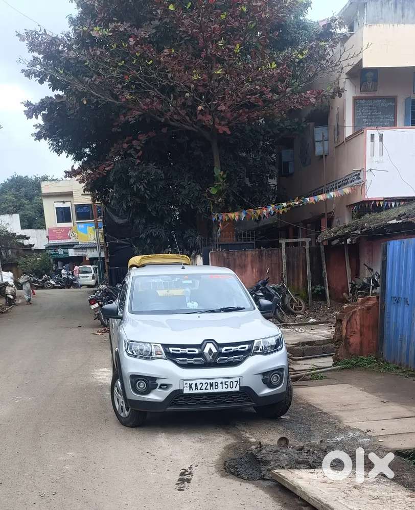 Army Person Vehicle Well Maintained 2018 End