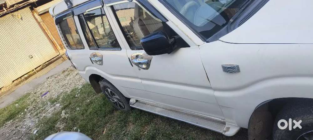 Mahindra Scorpio Classic 2010 Diesel 9000 Km Driven