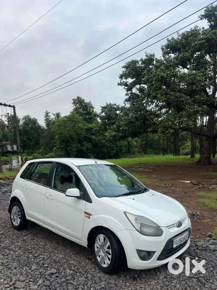 Ford Figo 2012 Petrol Zxi