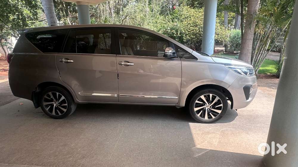 Toyota Innova Crysta 2023 Diesel Well Maintained