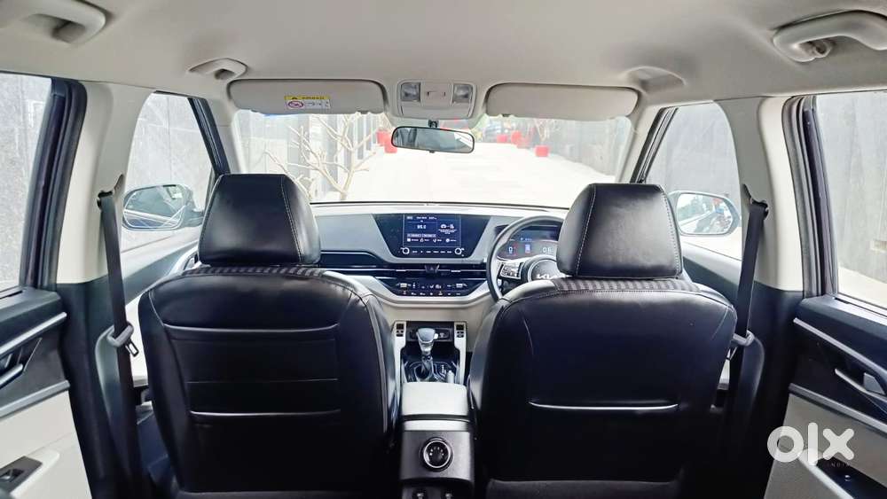 Kia Carens 1.4 Prestige Plus Turbo Dct 7 Str, 2022, Petrol