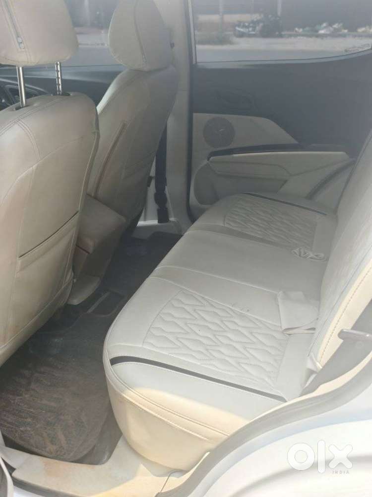 Mahindra Xuv300 W4, 2023, Petrol
