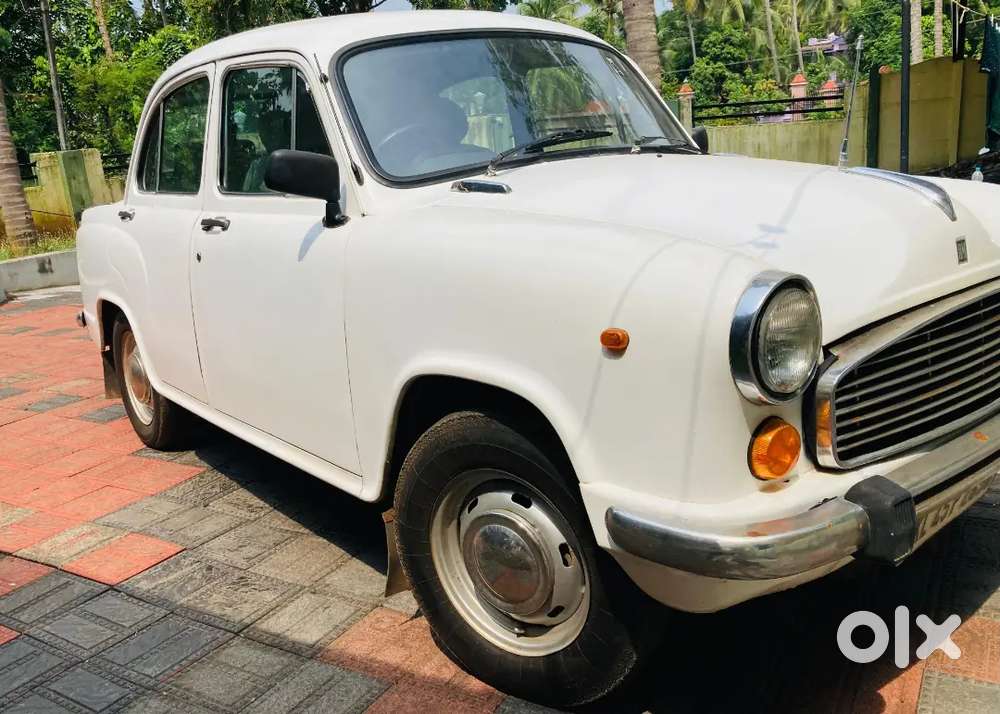 Ambassador 2004 Classic Nova