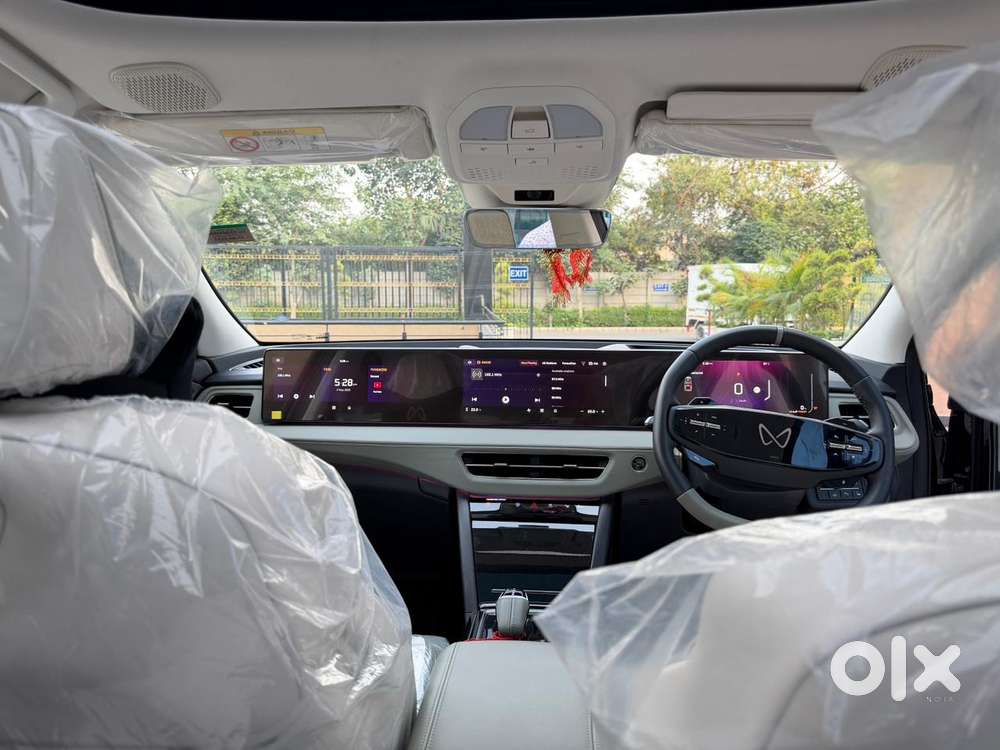 Mahindra Xev 9e Pack Three (top Model), 2025, Electric