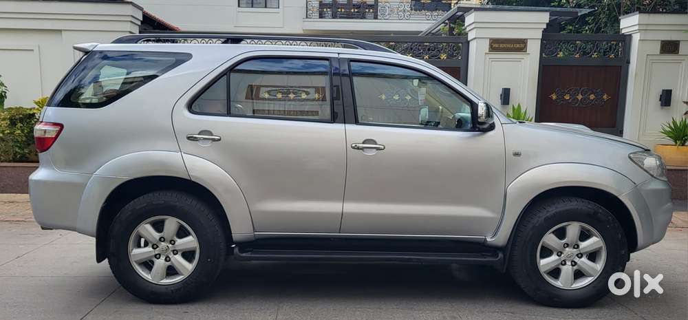 Toyota Fortuner 3.0 4x4 Manual, 2010, Diesel