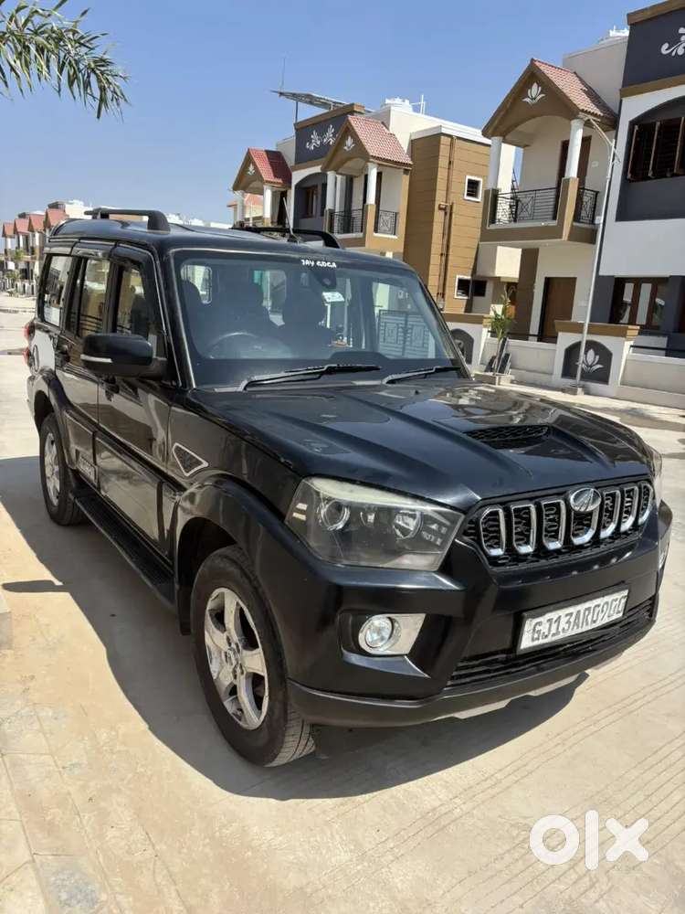 Mahindra Scorpio Classic 2020 Diesel 122000 Km Driven