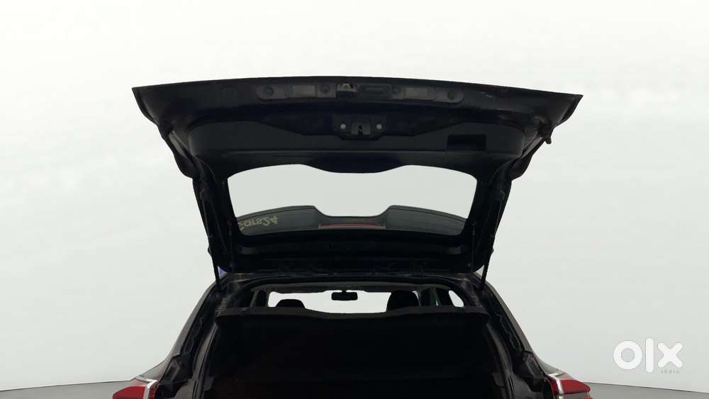 Nissan Magnite 1.0 Xv Premium Turbo Cvt, 2021, Petrol