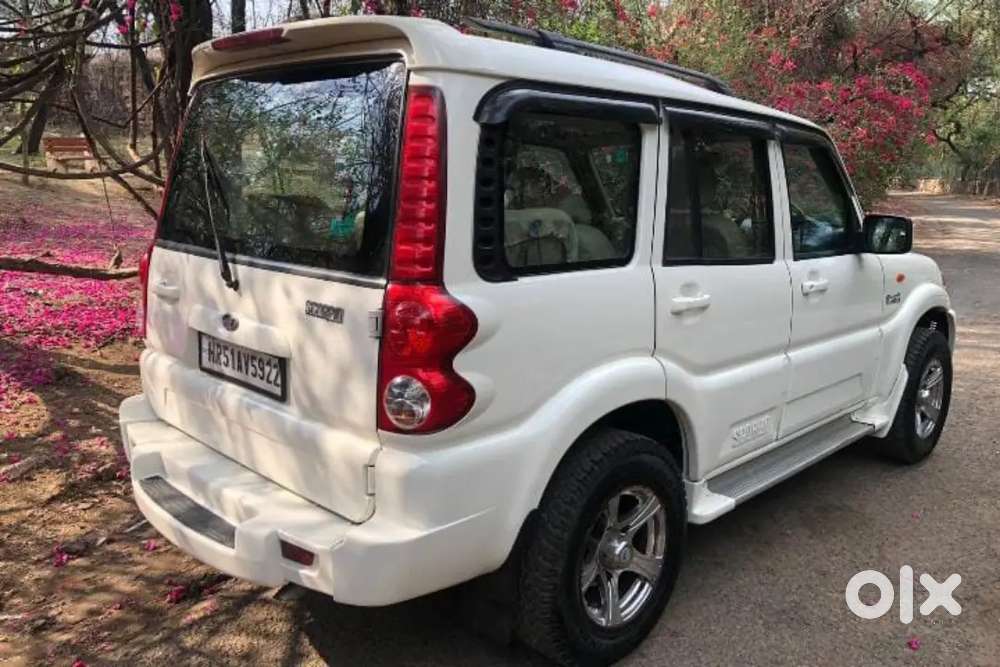 Mahindra Scorpio